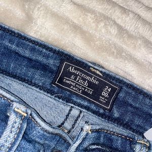 Jeans blue ripped, tight